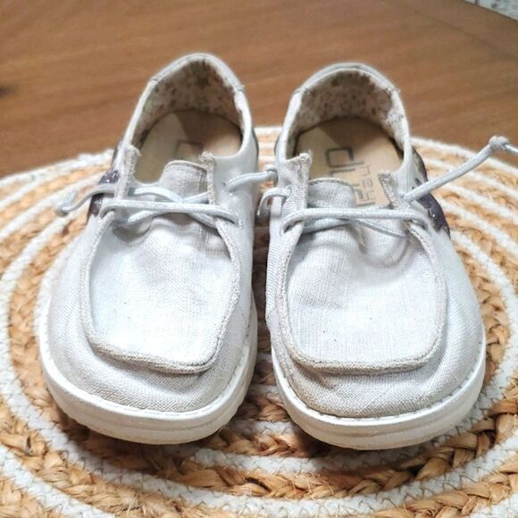 Hey Dude Wendy,  Silver Star Youth slip ones, Size 3Y - Picture 2 of 9